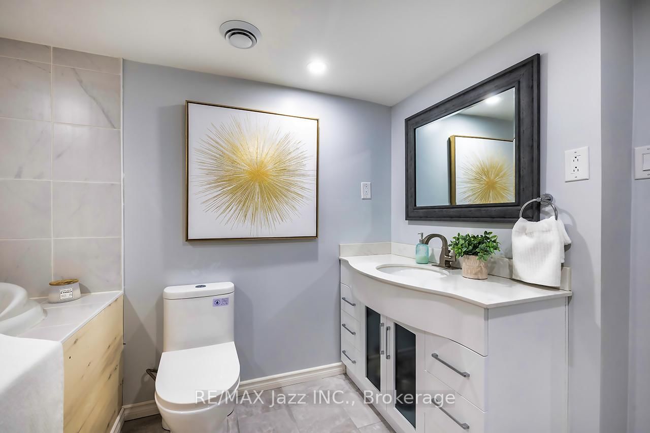 706 Ontario Street • Cobourg, ON photo 30