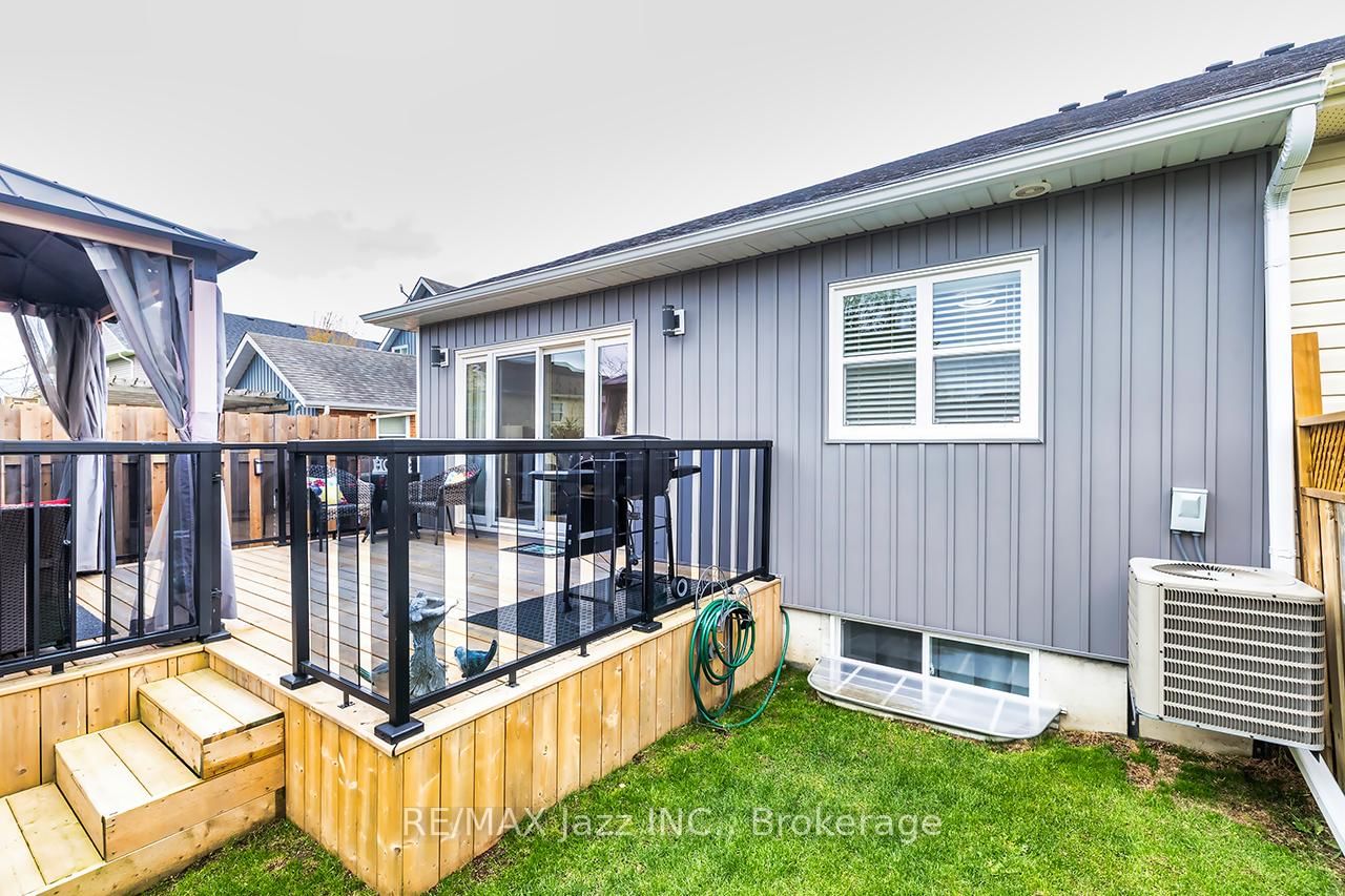 706 Ontario Street • Cobourg, ON photo 33
