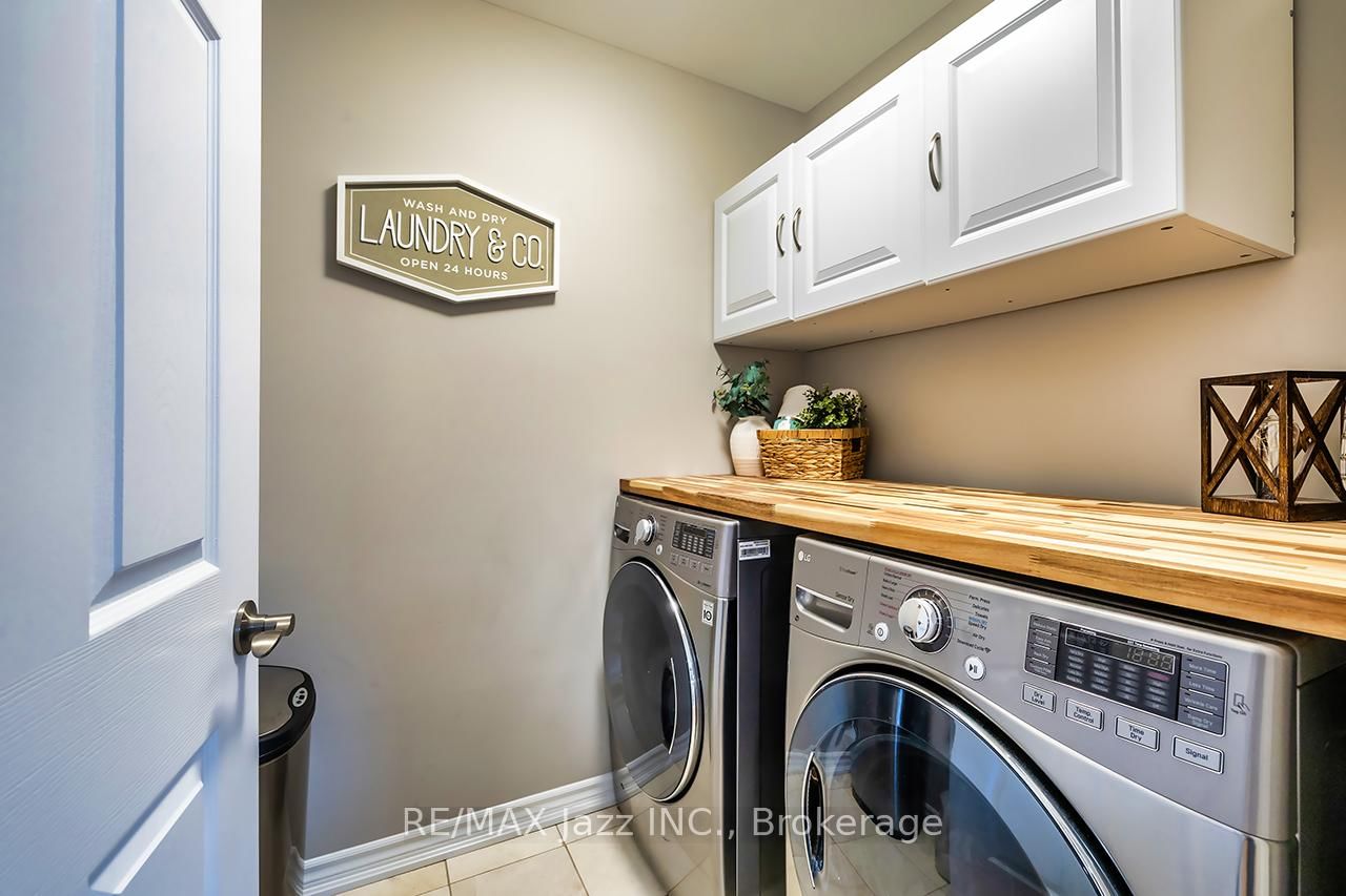 706 Ontario Street • Cobourg, ON photo 6