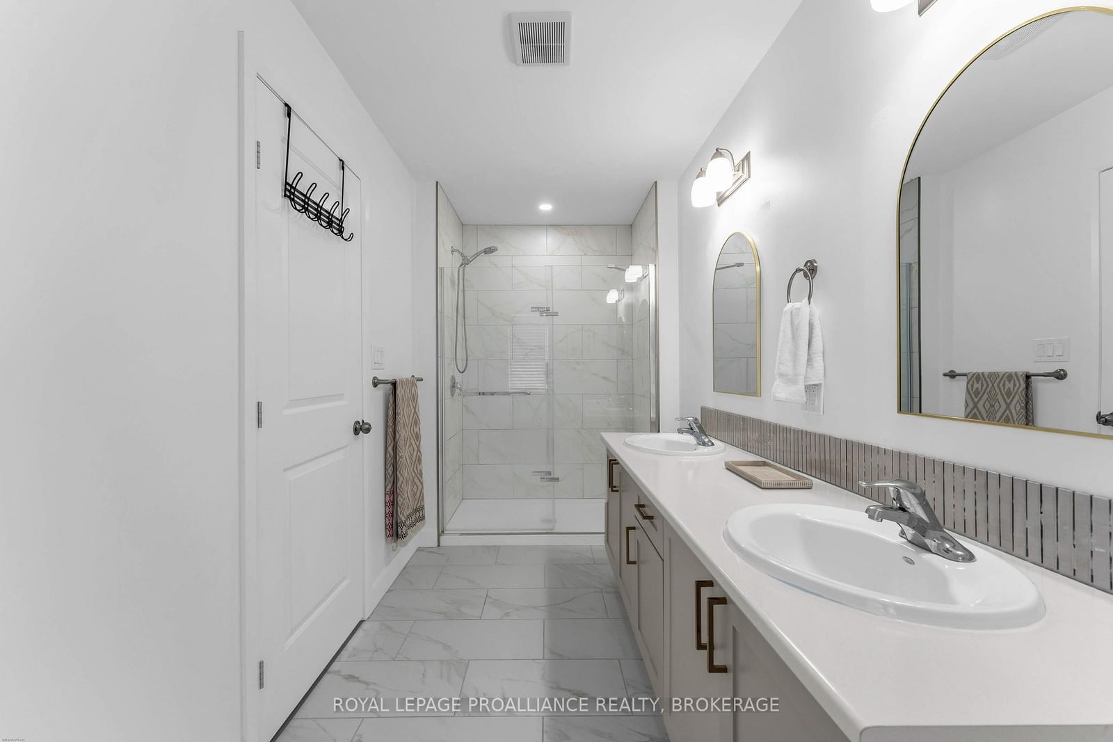 24 Walden Pond Drive • Loyalist, ON photo 27