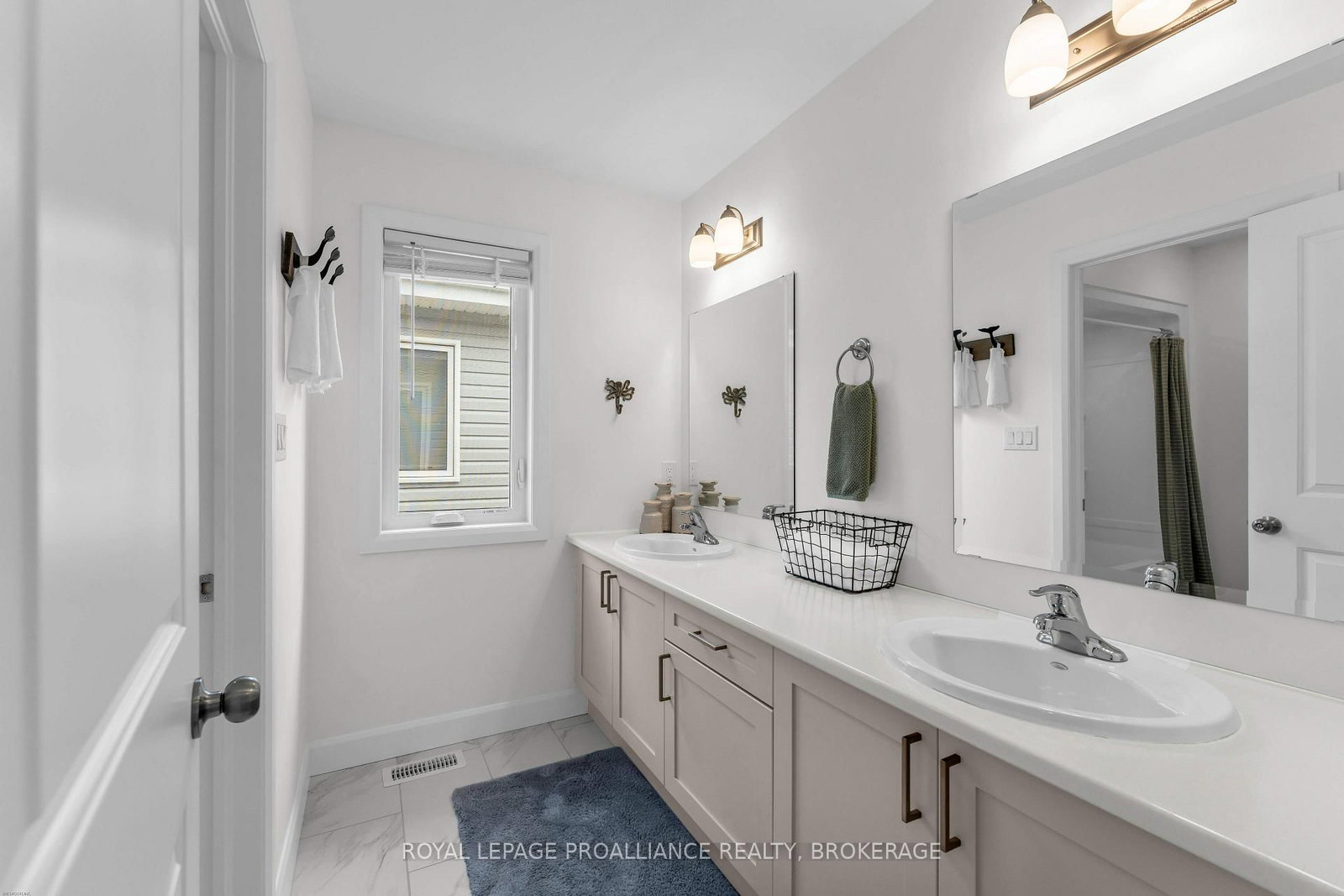 24 Walden Pond Drive • Loyalist, ON photo 39