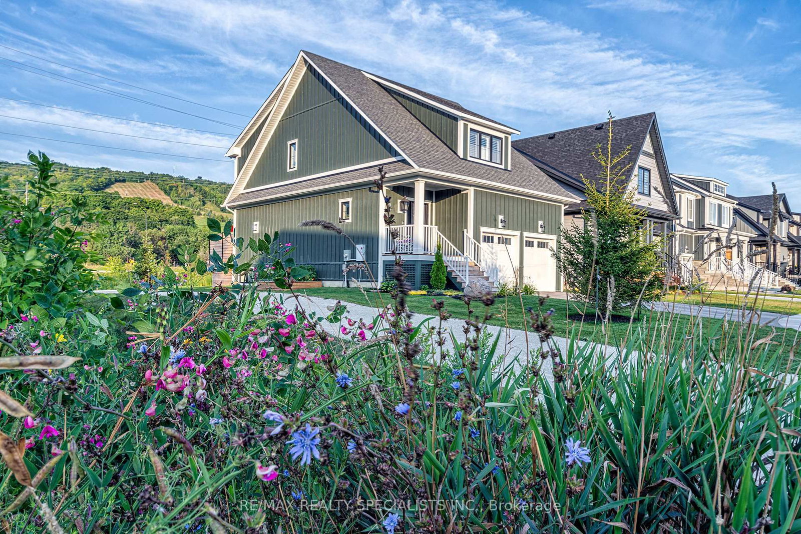 190 Courtland Street • Blue Mountains, ON photo 2