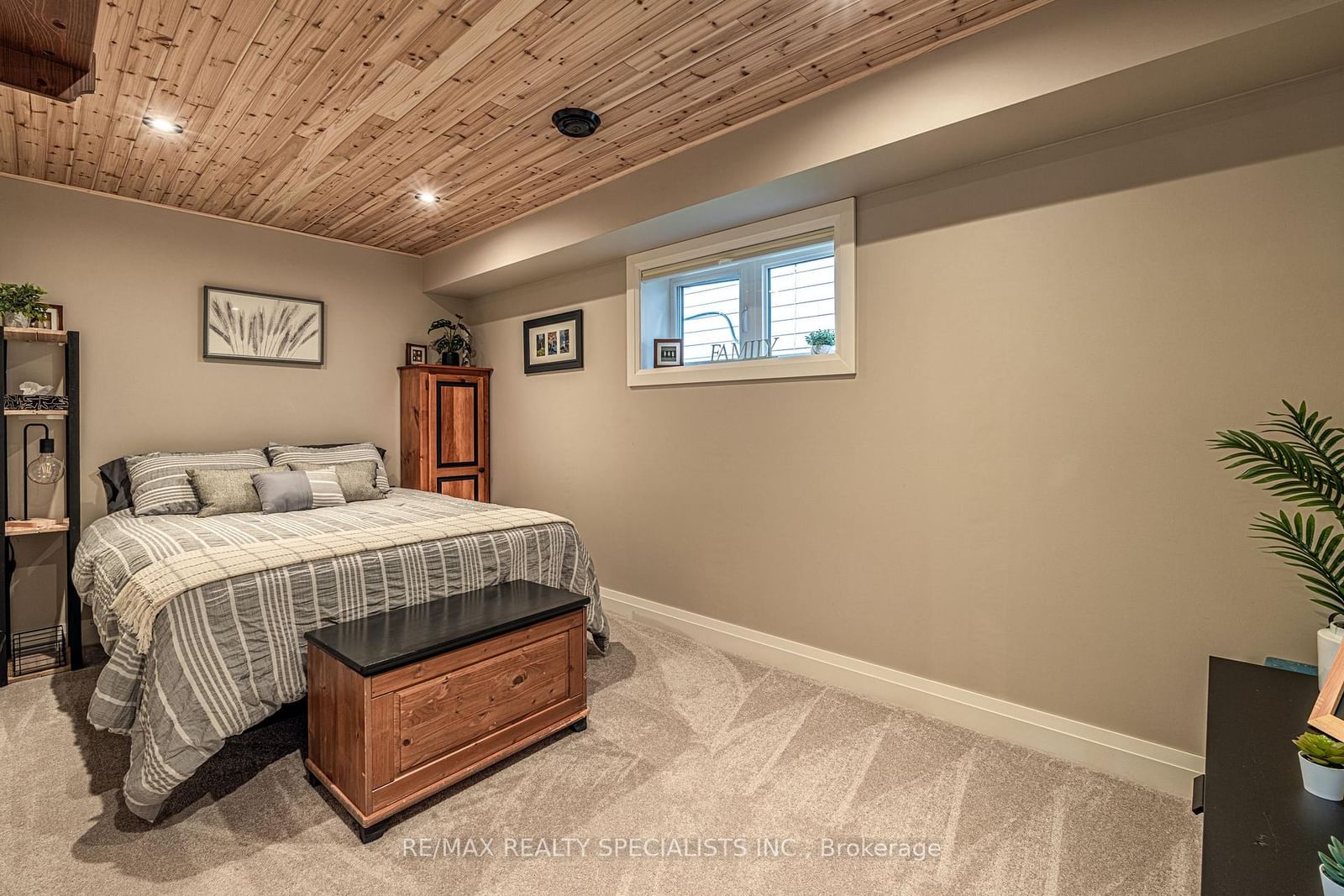 190 Courtland Street • Blue Mountains, ON photo 37