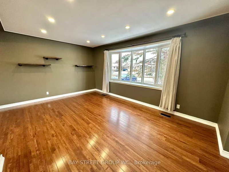 49 Howland Drive