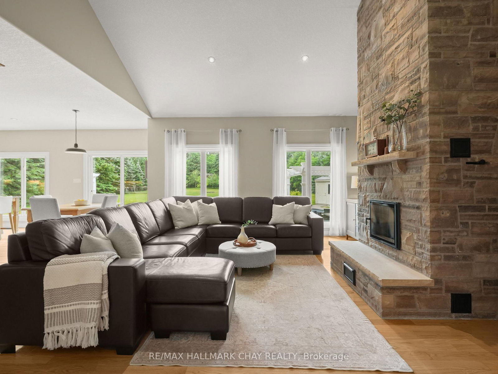 30 Thomson Trail • Mulmur, ON photo 16