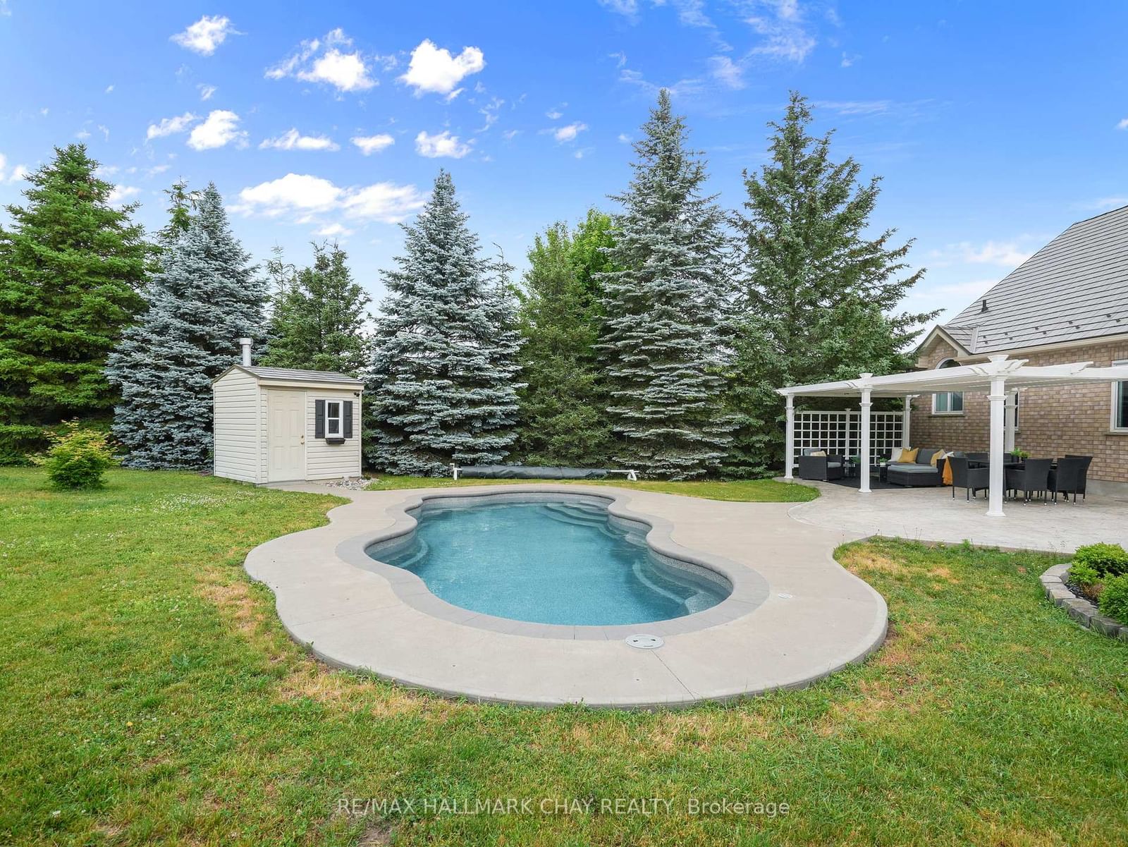 30 Thomson Trail • Mulmur, ON photo 4