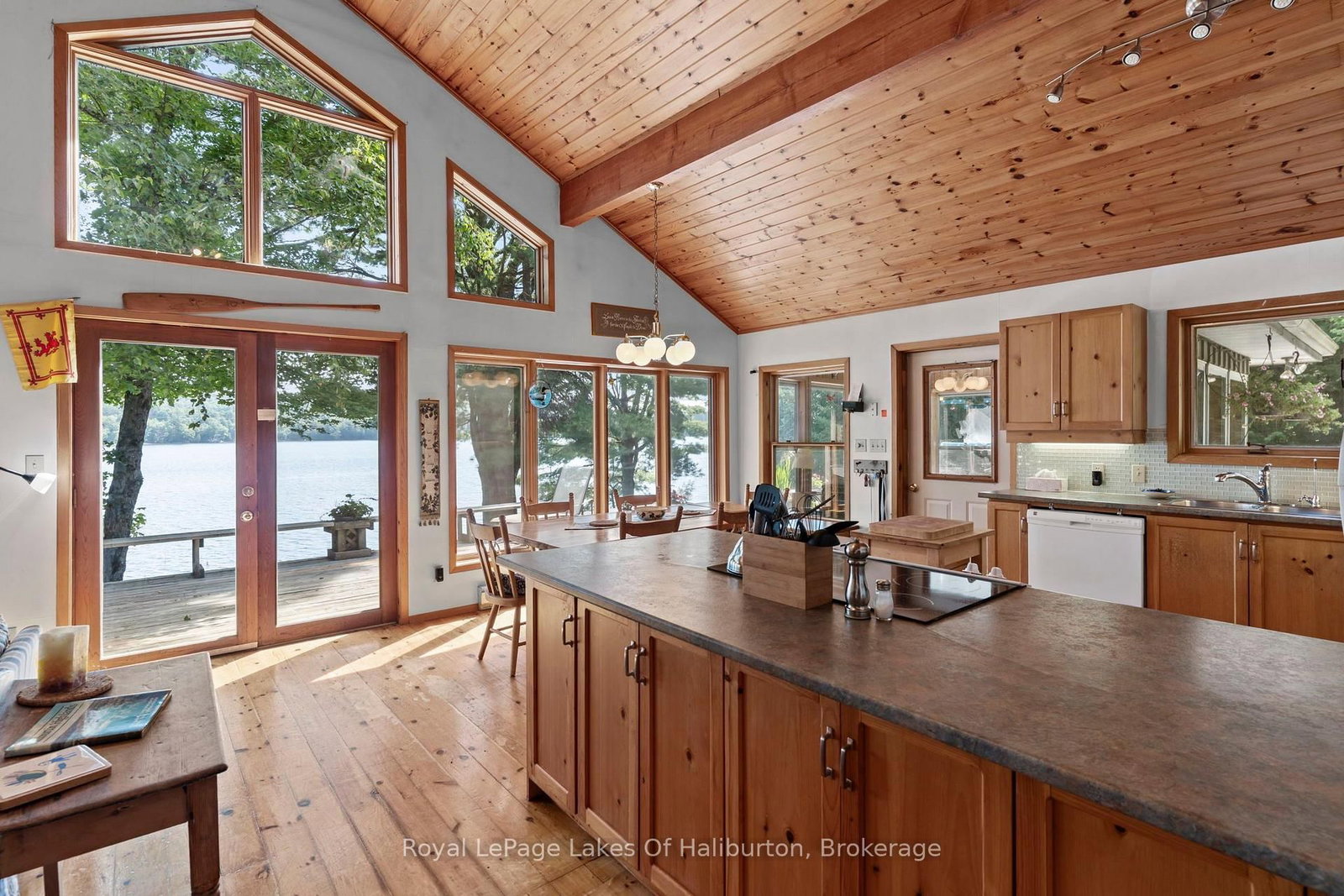 1035 Triple Creek Lane • Algonquin Highlands, ON photo 14
