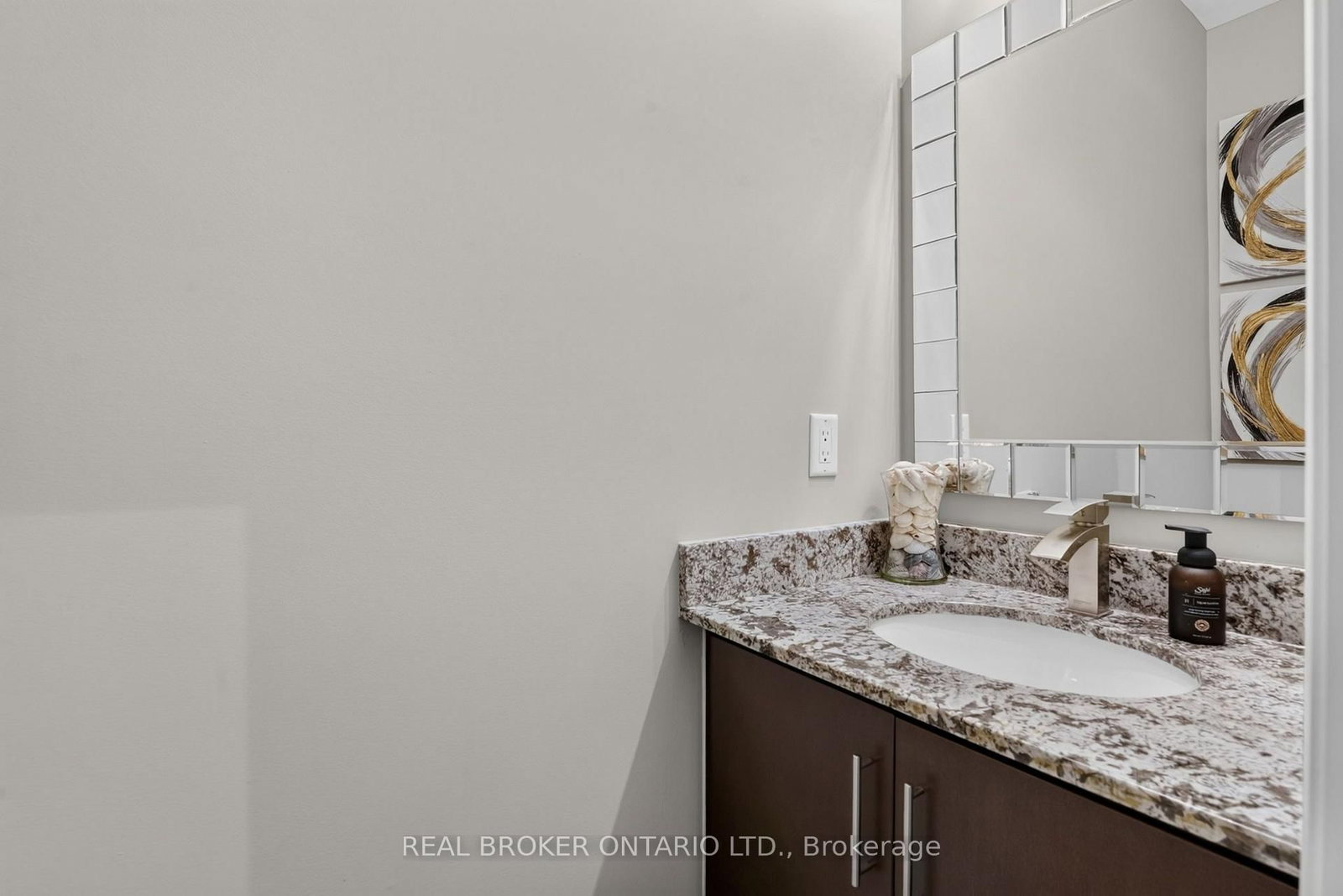 483 Valridge Drive • Hamilton, ON photo 23