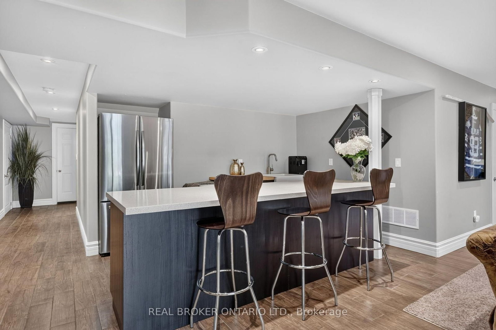483 Valridge Drive • Hamilton, ON photo 37