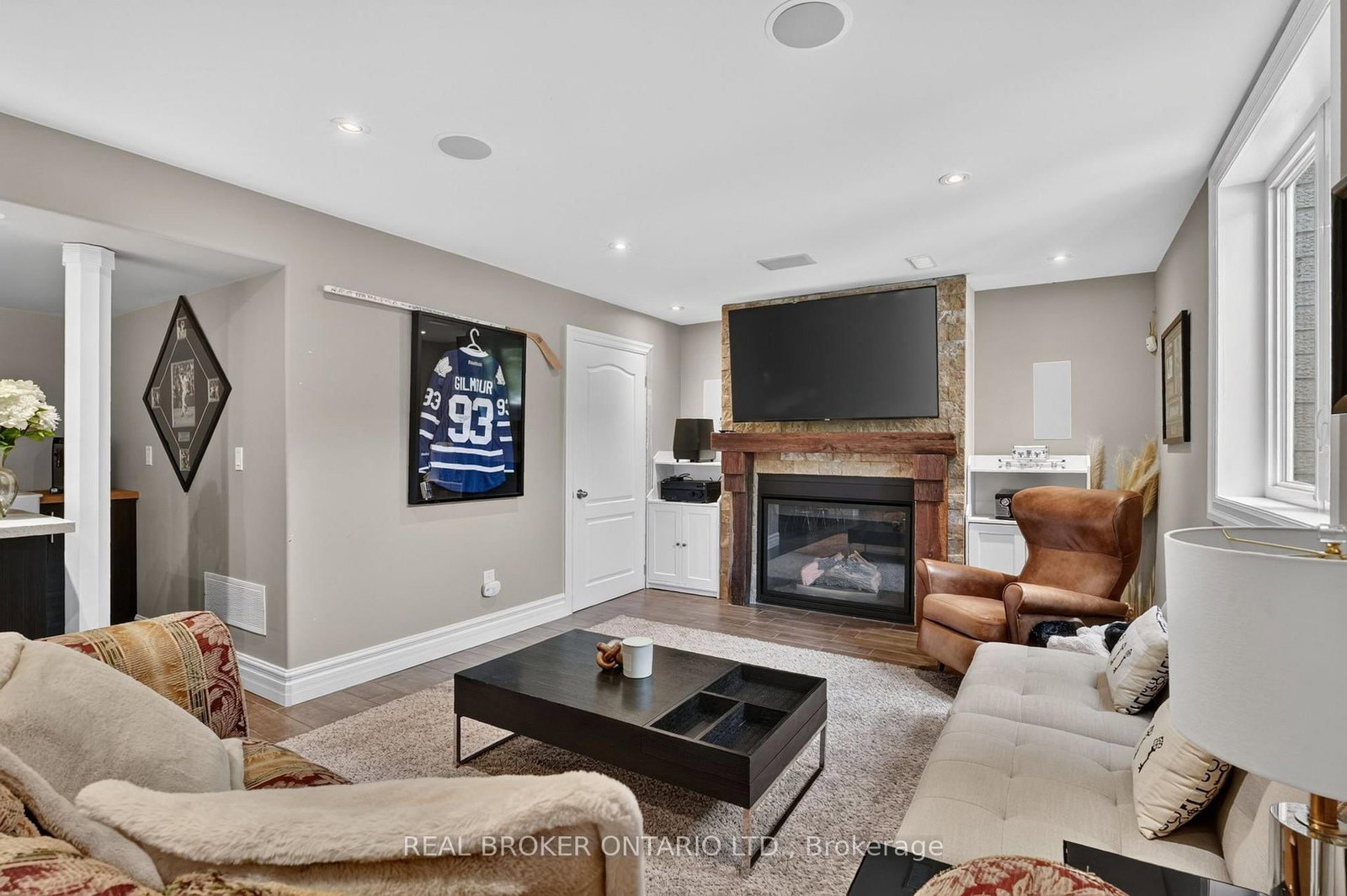 483 Valridge Drive • Hamilton, ON photo 38