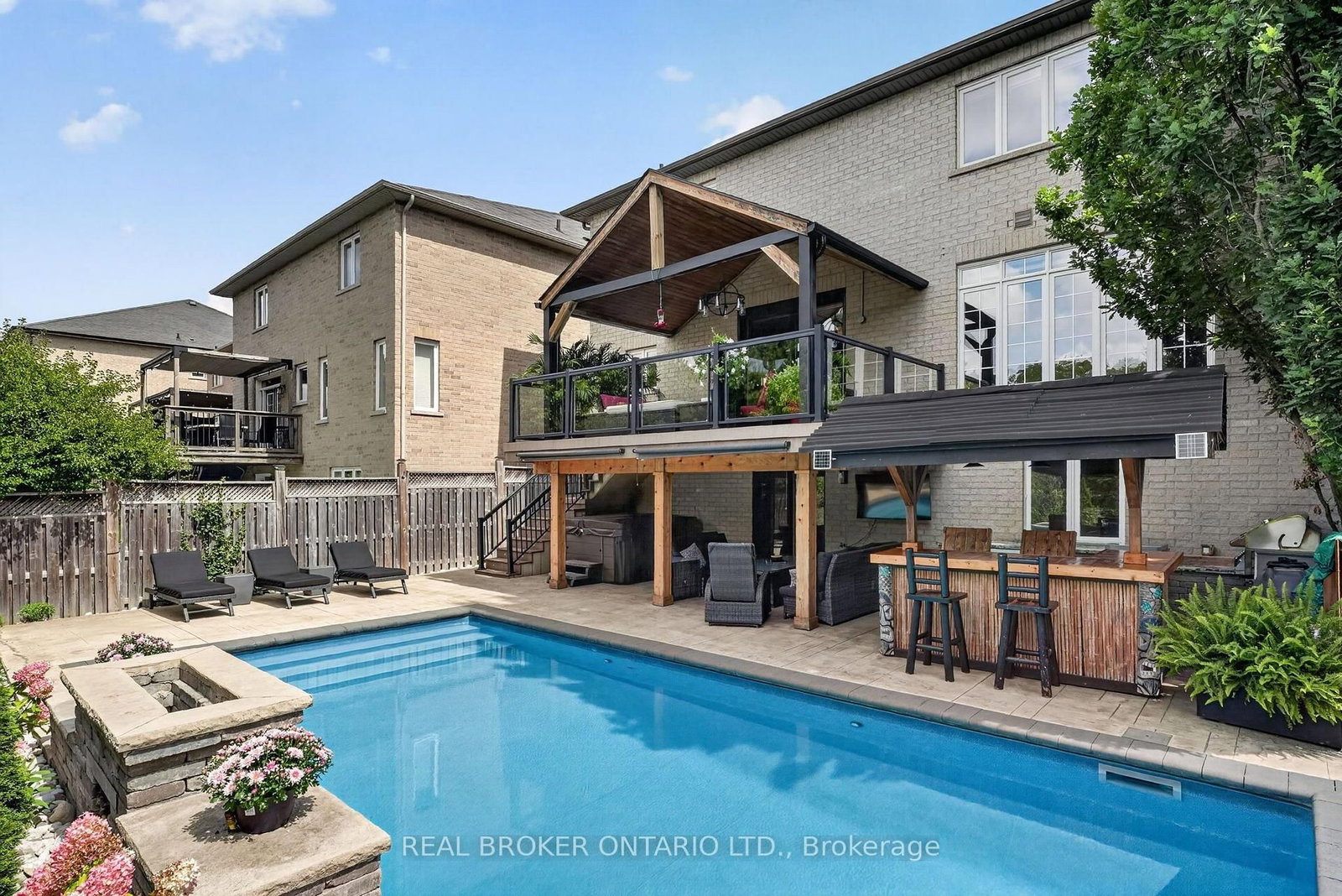 483 Valridge Drive • Hamilton, ON photo 44