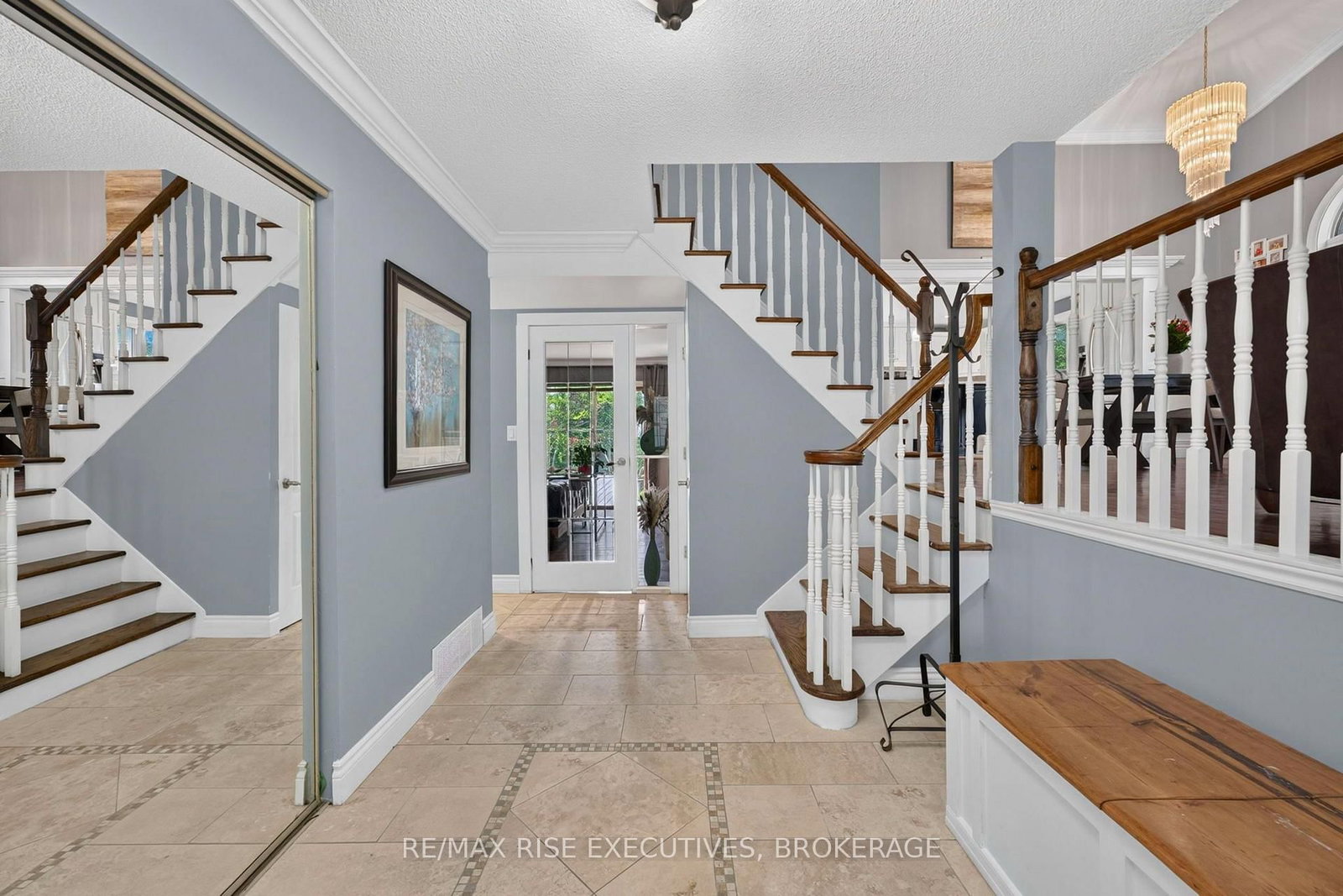 611 Rivermeade Avenue • Kingston, ON photo 4