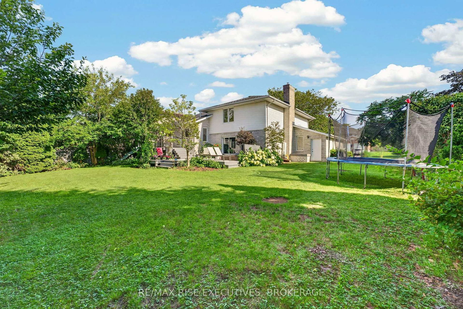 611 Rivermeade Avenue • Kingston, ON photo 47