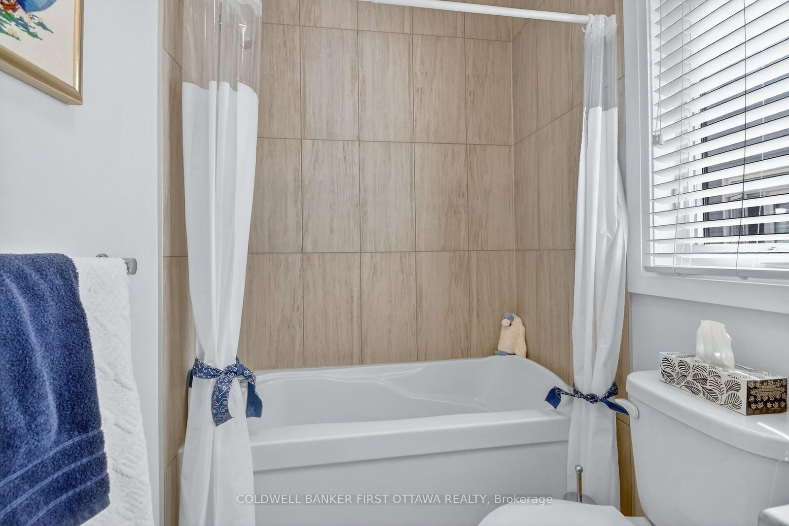 124 Lyon Street • Russell, ON photo 13