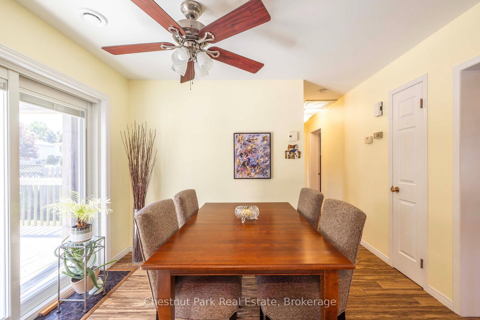 861 Arlington Street • Saugeen Shores, ON photo 8