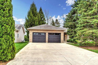 63 Fairway Avenue • Meaford, ON photo 2