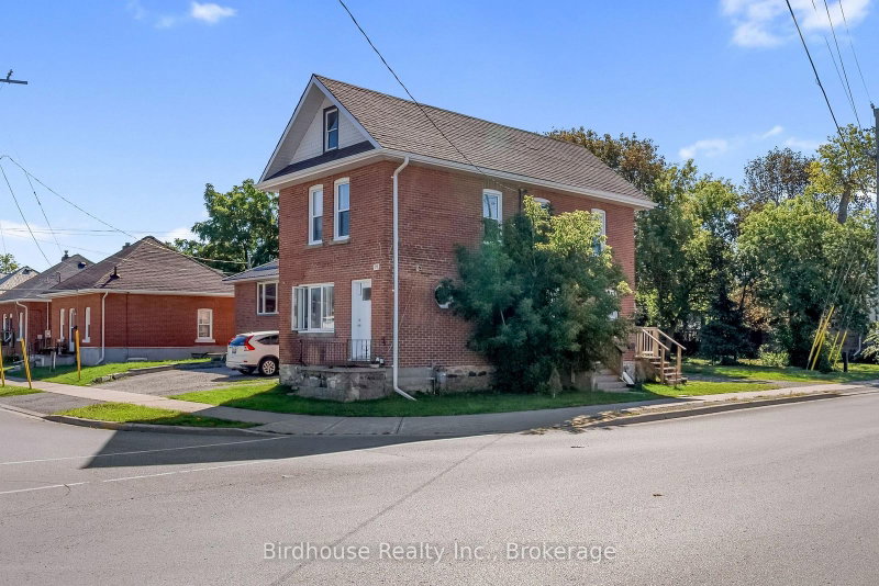 99 Durham Street W