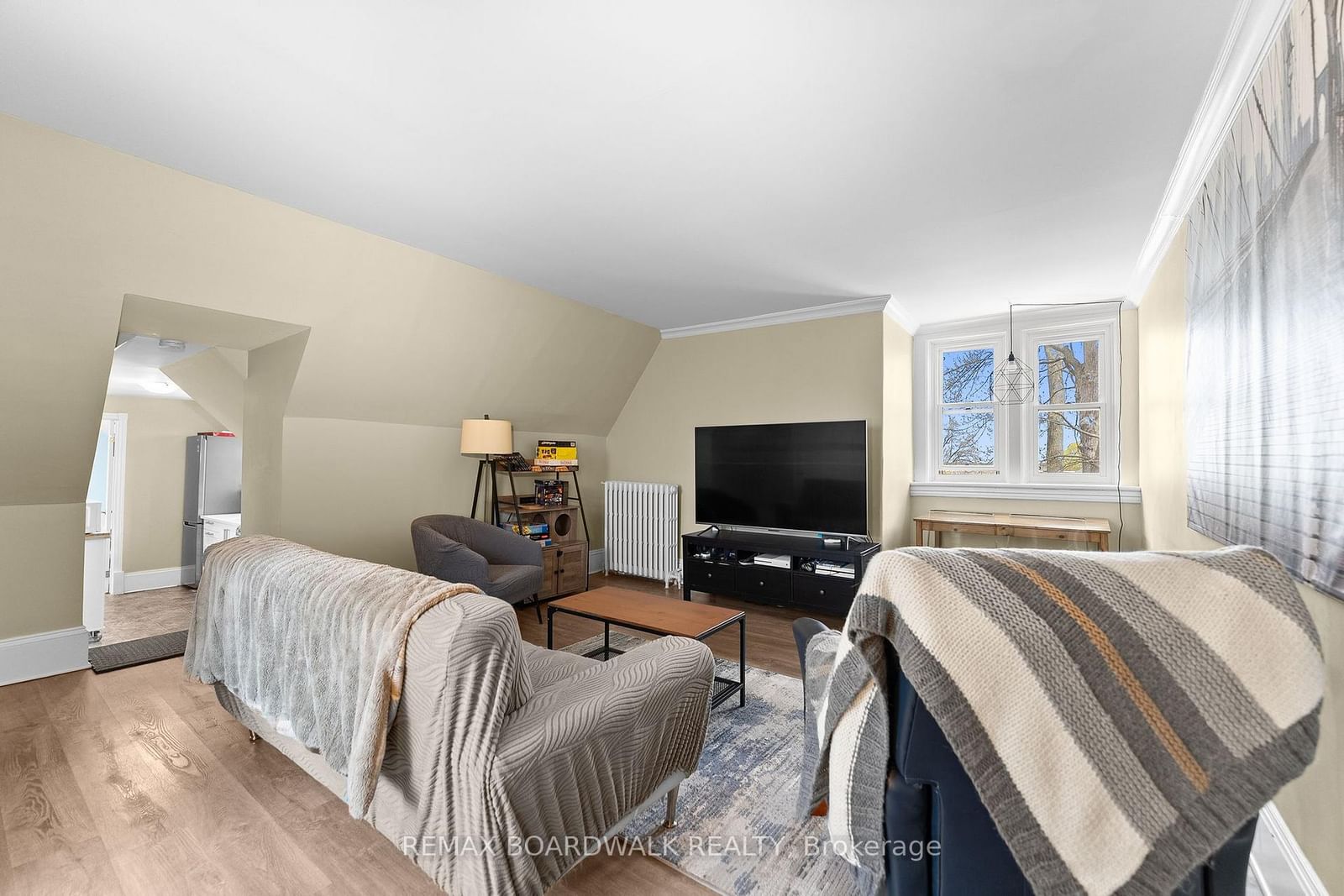 19 North Street • Perth, ON photo 36