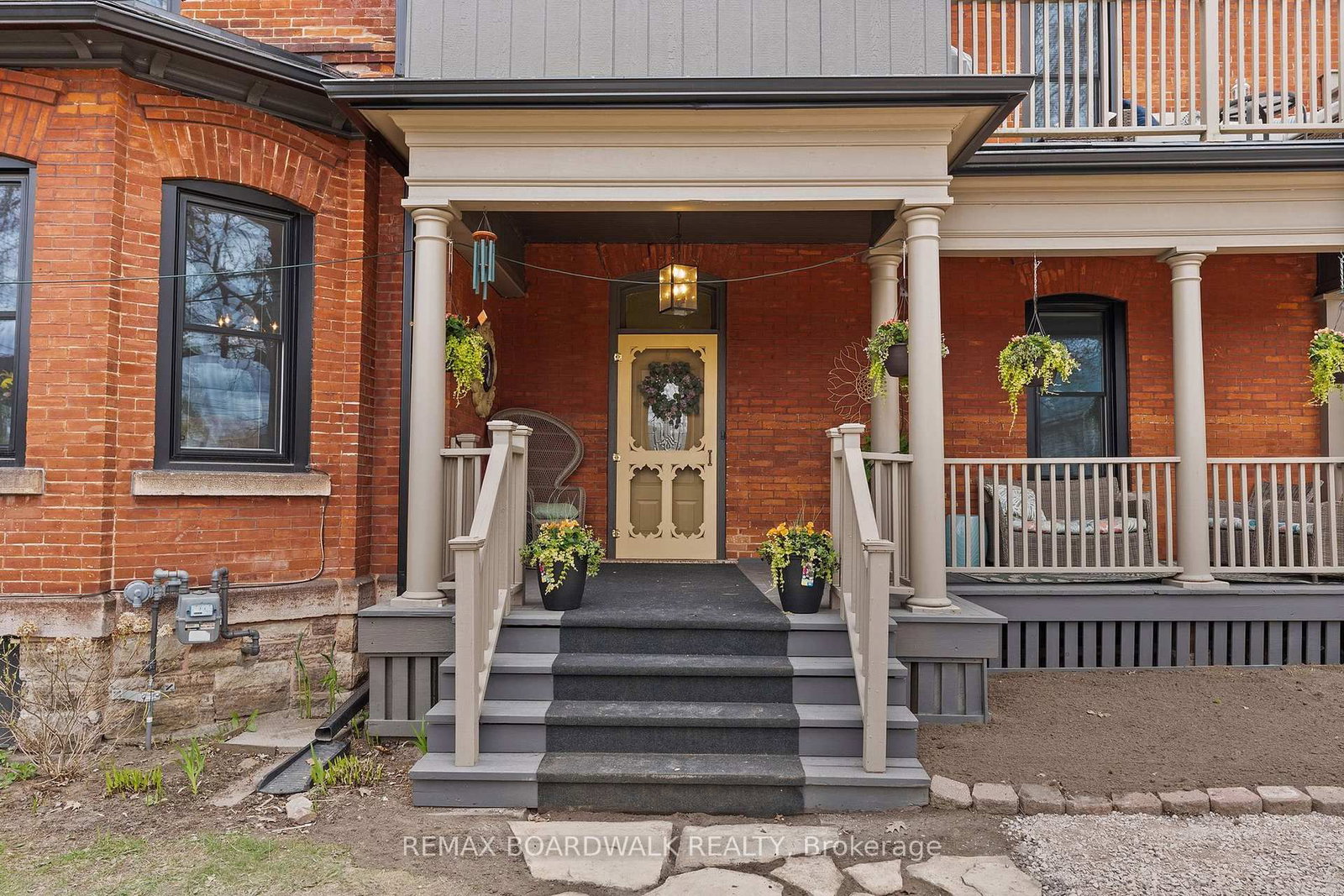 19 North Street • Perth, ON photo 43