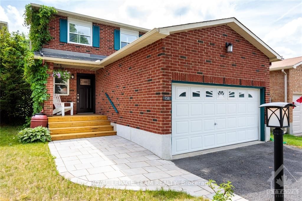 Front view of 158 Mccurdy Drive, Ottawa