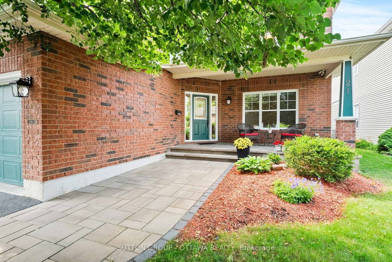21 Avonmore Crescent