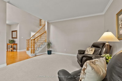 21 Avonmore Crescent • Ottawa, ON photo 6