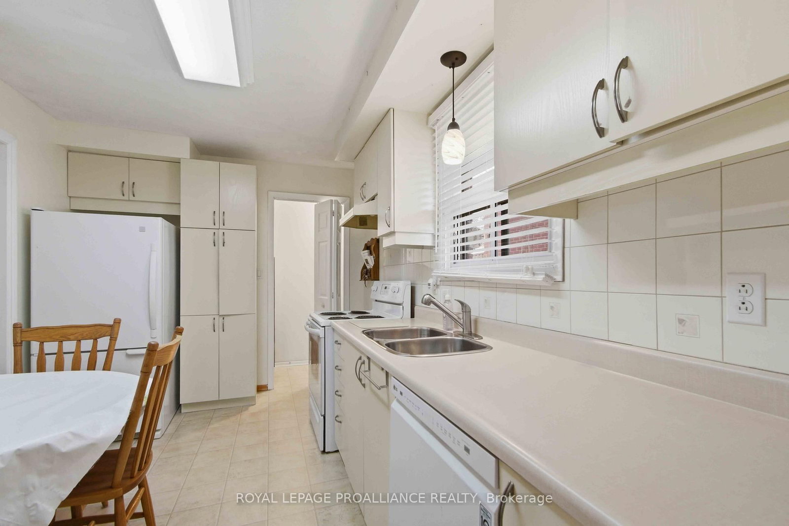 21 Miron Road • Quinte West, ON photo 12