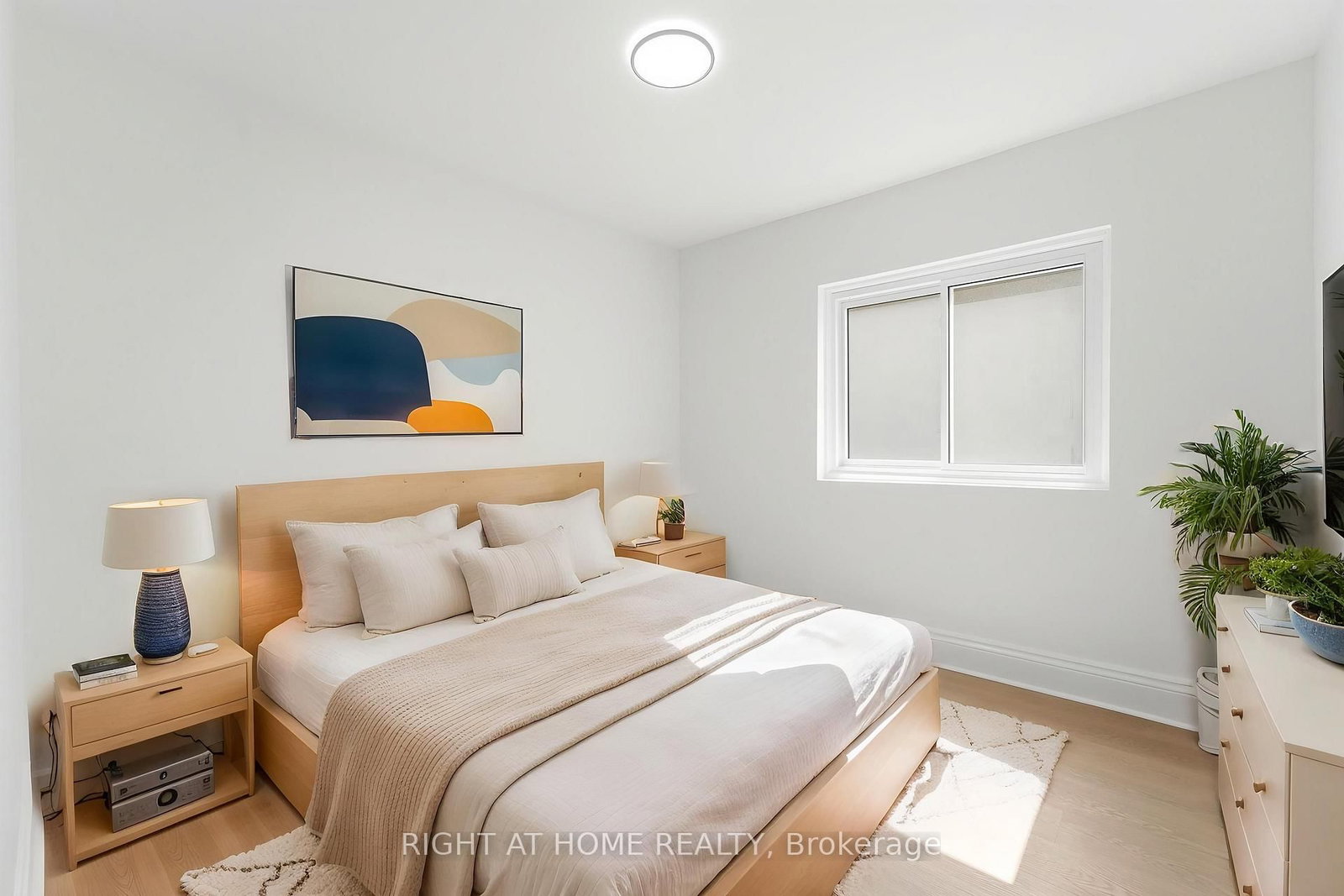 522 Cannon Street E • Hamilton, ON photo 25