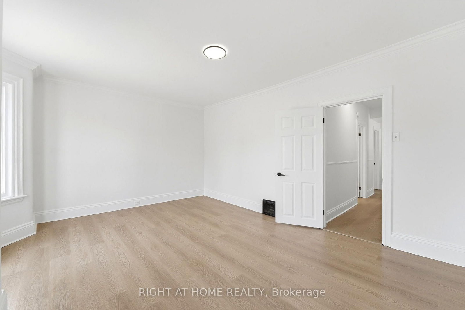 522 Cannon Street E • Hamilton, ON photo 30