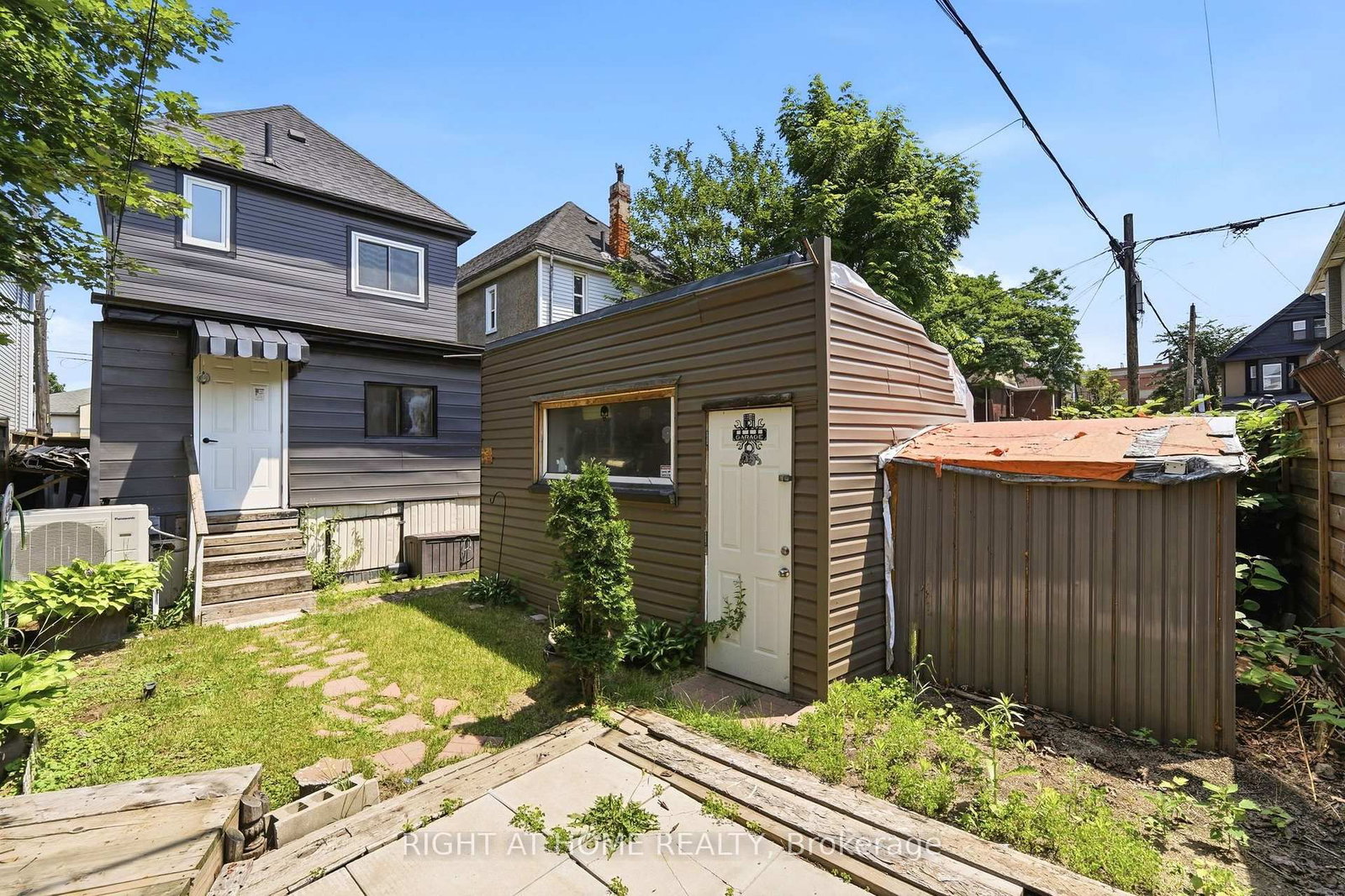 522 Cannon Street E • Hamilton, ON photo 43