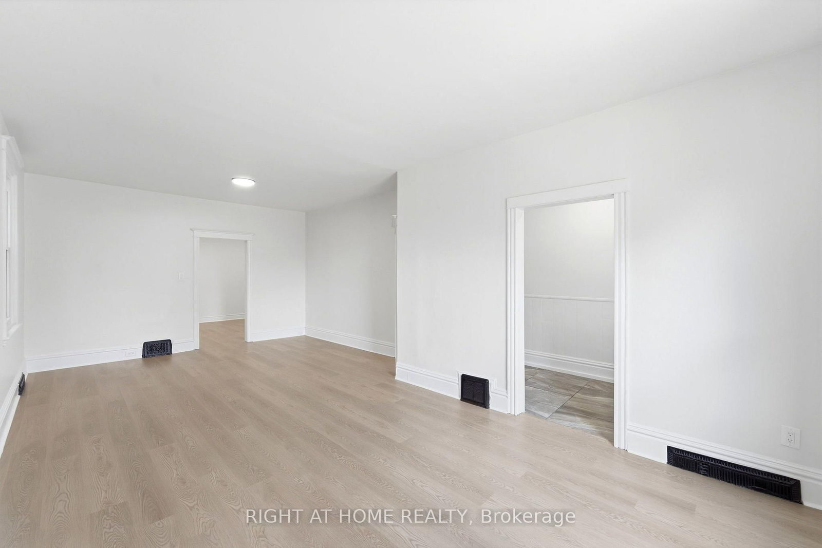 522 Cannon Street E • Hamilton, ON photo 7