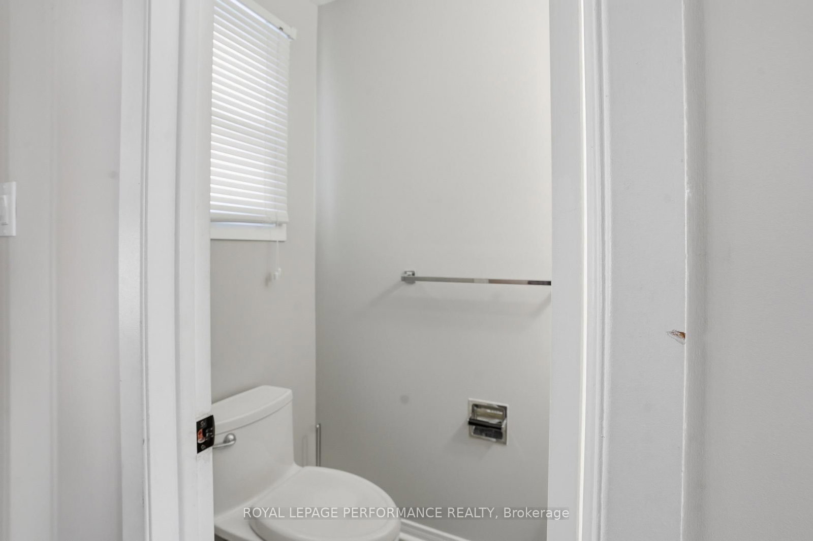 249 Romulus Private • #94 • Ottawa, ON photo 16
