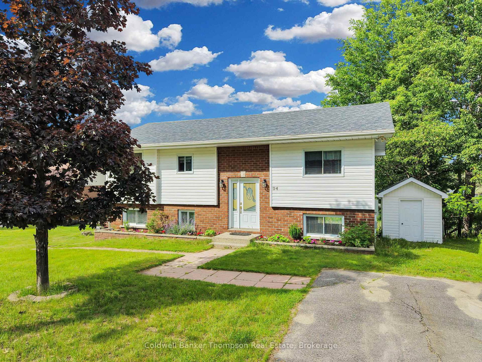94 Brunel Road • Huntsville, ON photo 4