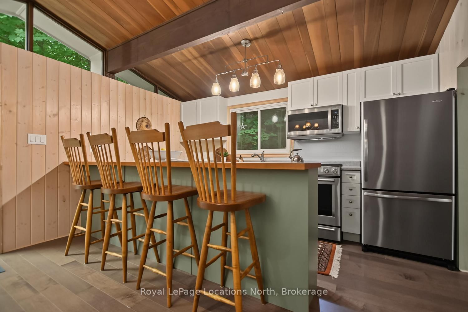 143 ST MORITZ Crescent • Blue Mountains, ON photo 27