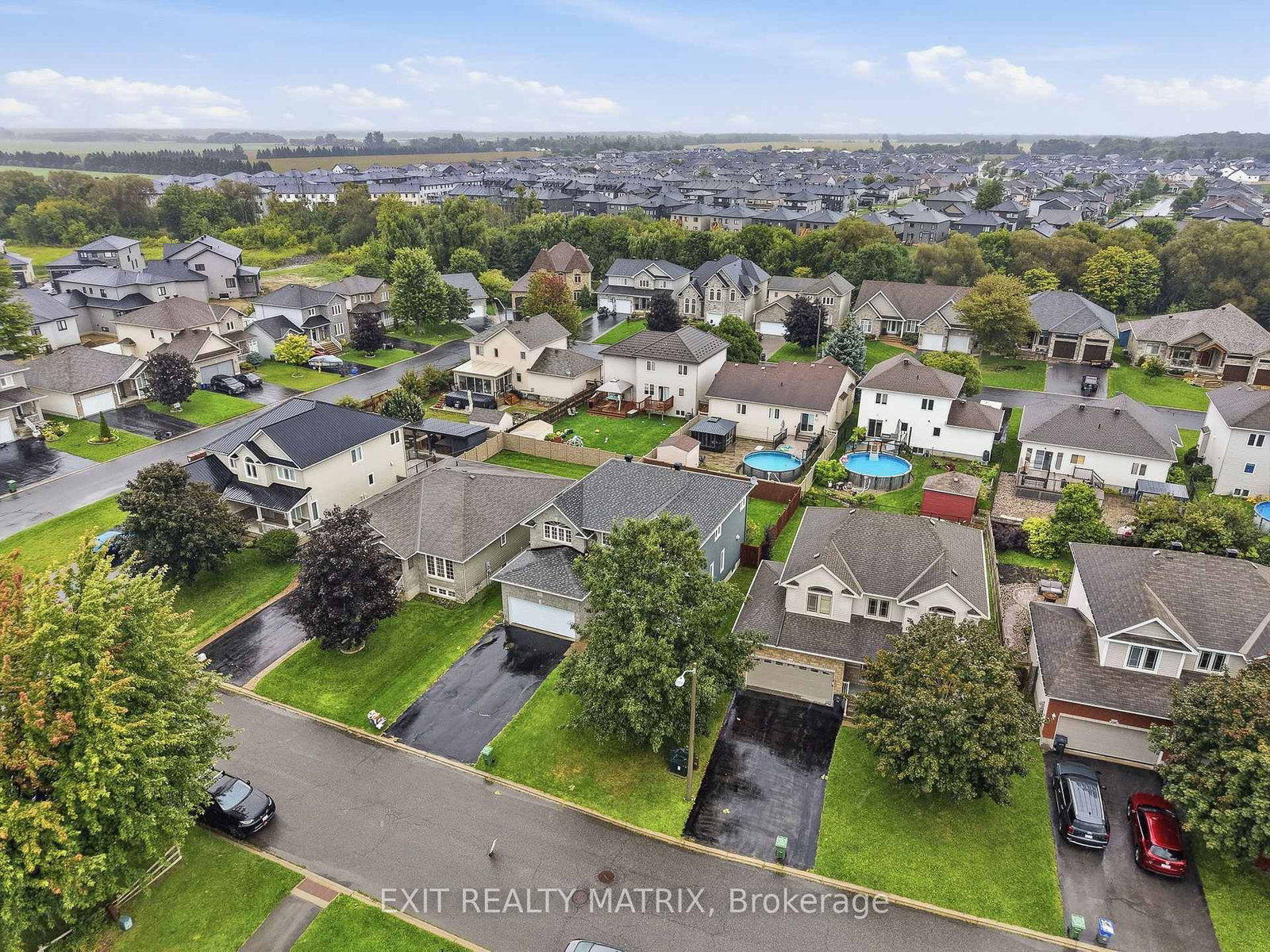 134 Lachaine Street • Russell, ON photo 37