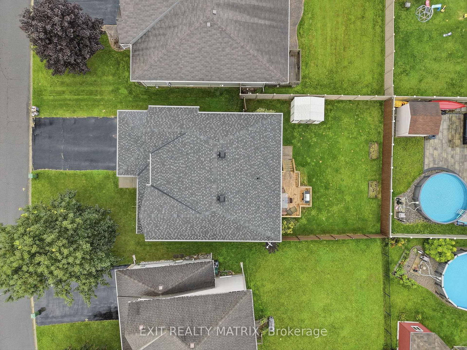 134 Lachaine Street • Russell, ON photo 38