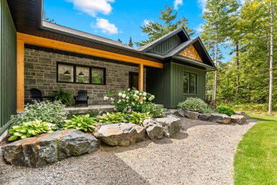 1065 Kilworthy Road • Gravenhurst, ON photo 3