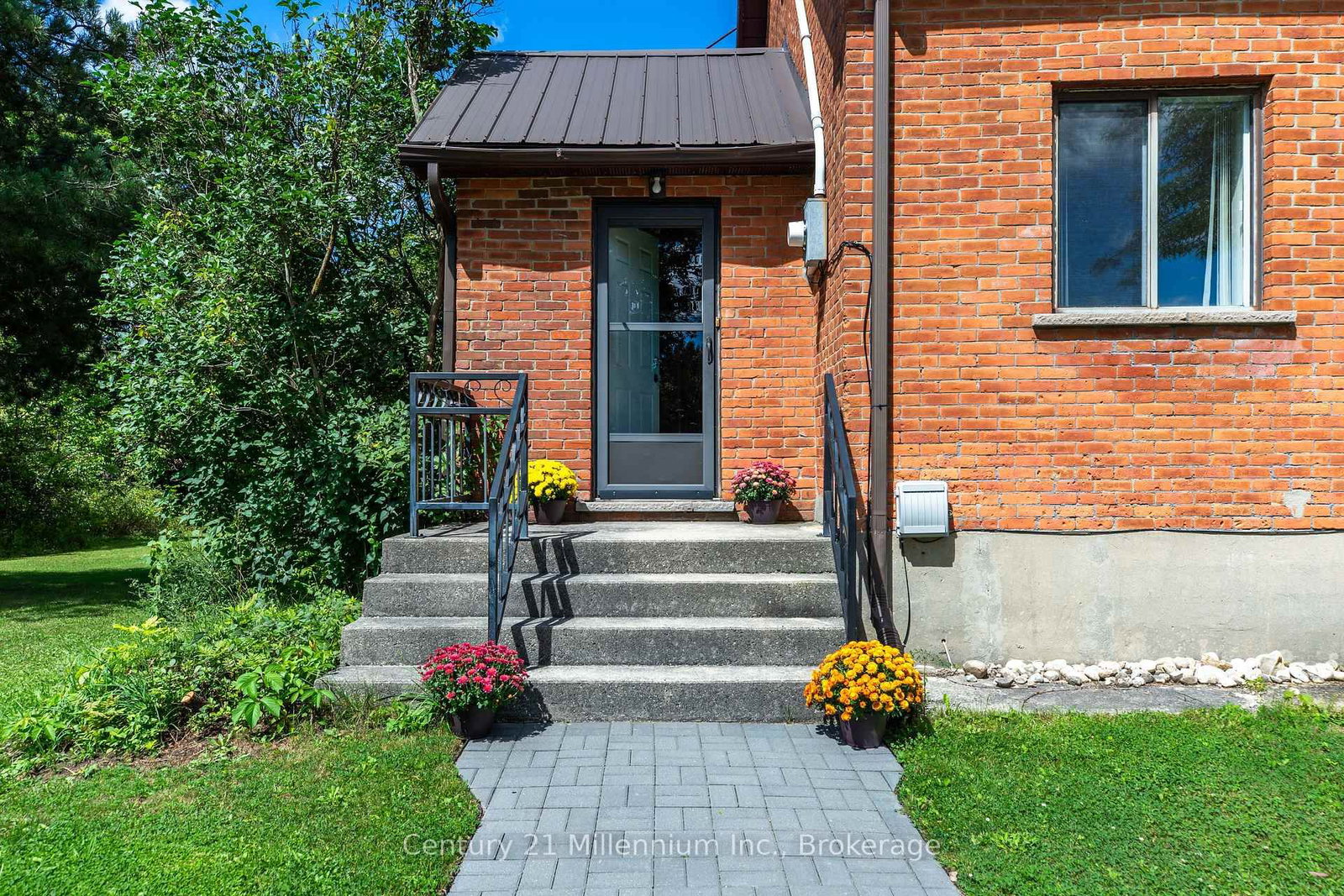425005 Irish Lake Road • Grey Highlands, ON photo 17