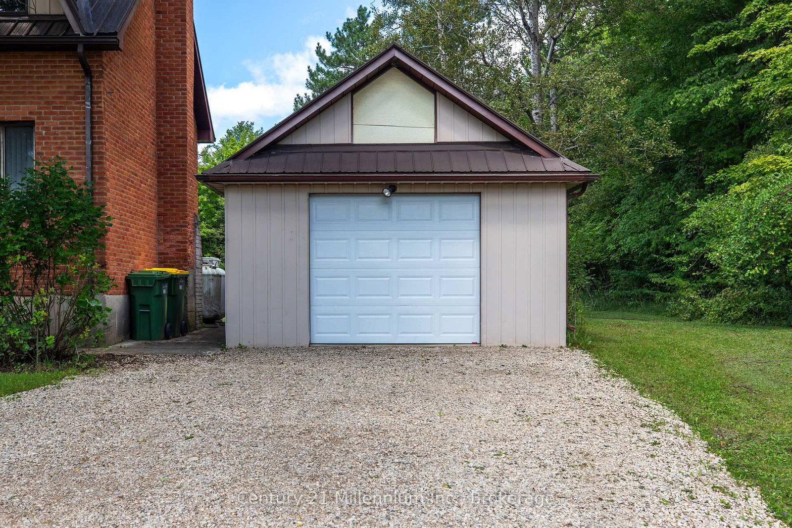 425005 Irish Lake Road • Grey Highlands, ON photo 48