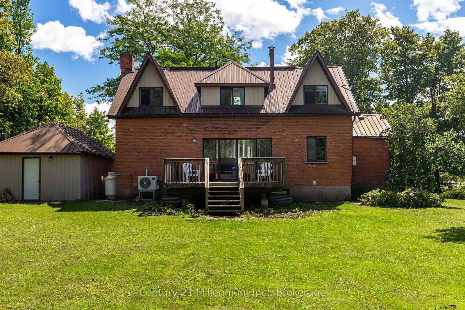 425005 Irish Lake Road • Grey Highlands, ON photo 9