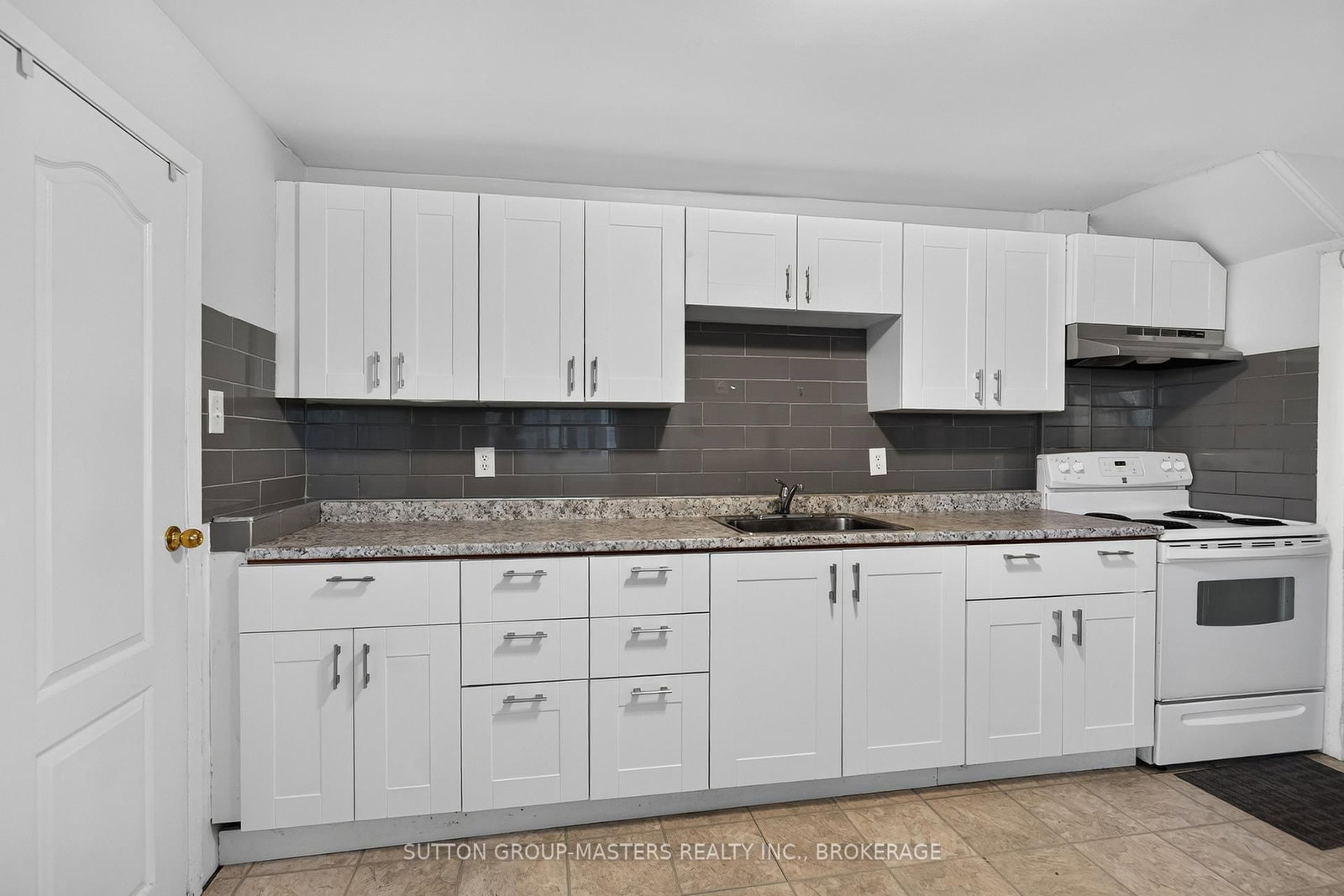 378 Barrie Street • Kingston, ON photo 12