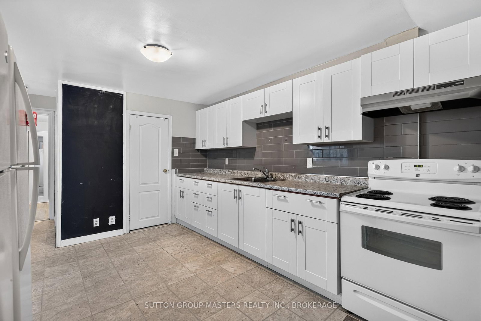 378 Barrie Street • Kingston, ON photo 4
