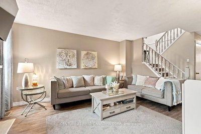 242 MARTINET Avenue • London East, ON photo 9