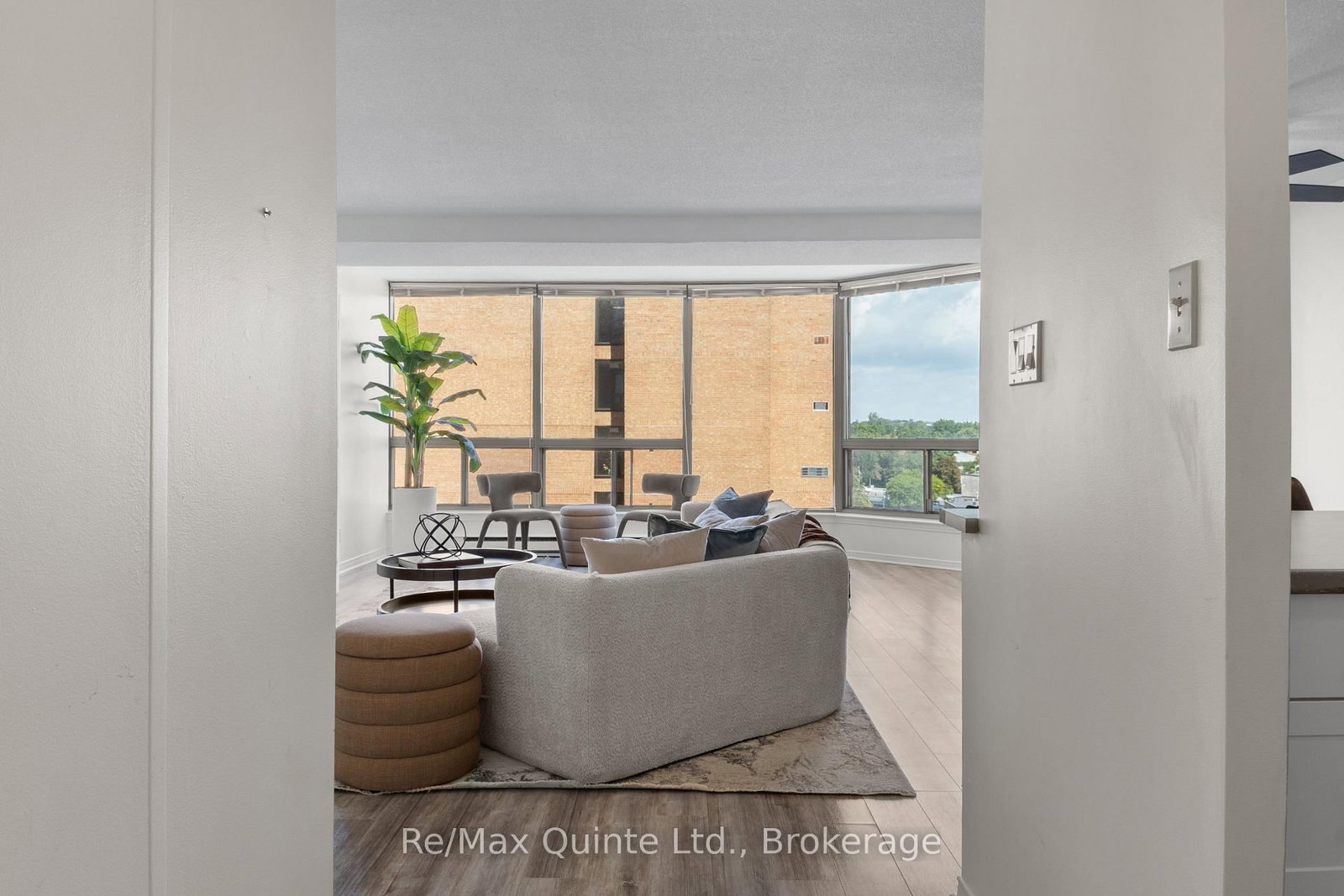 350 FRONT Street • #803 • Belleville, ON photo 11