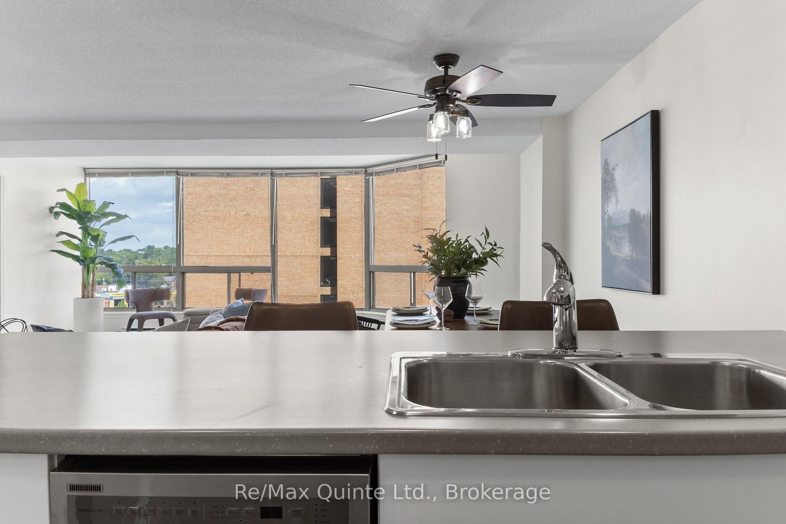 350 FRONT Street • #803 • Belleville, ON photo 14