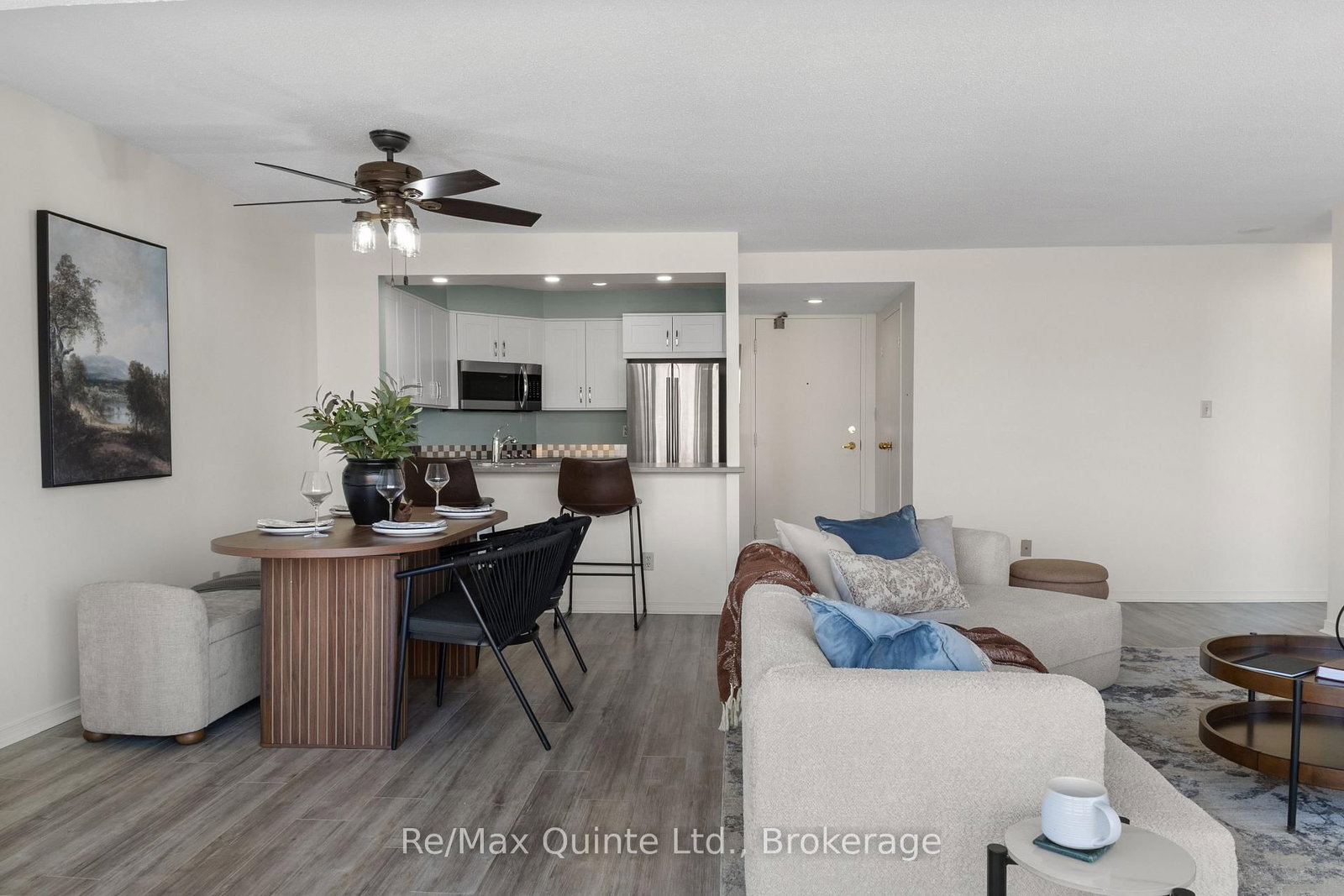 350 FRONT Street • #803 • Belleville, ON photo 25