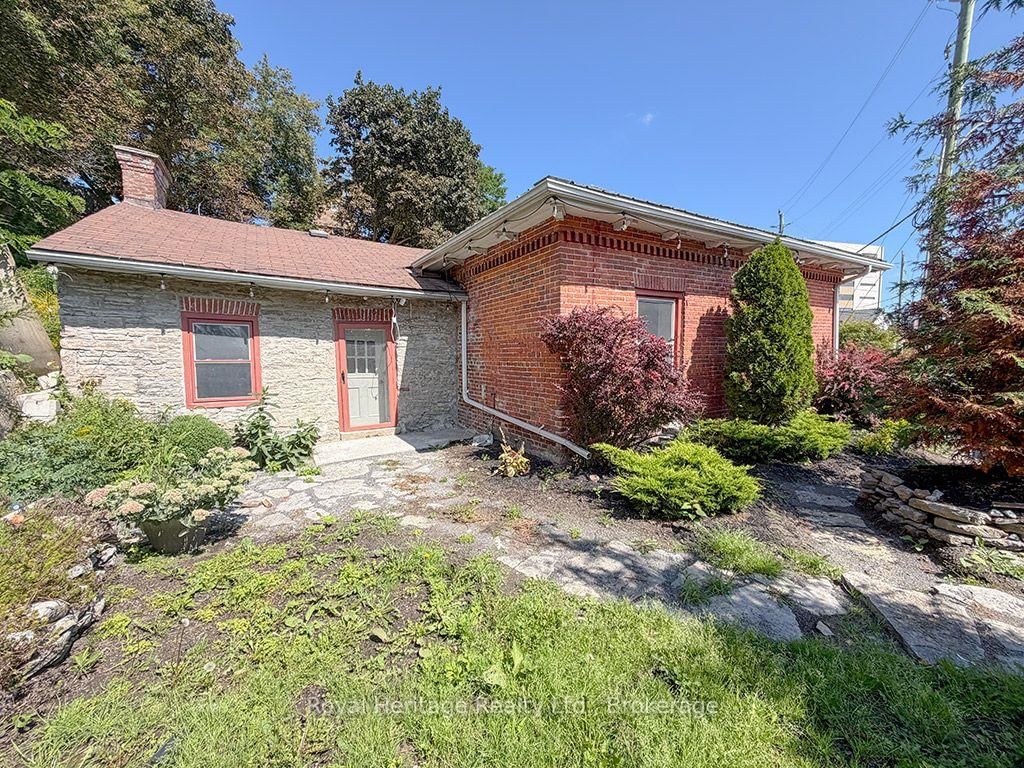 6 Willard Street • Belleville, ON photo 1