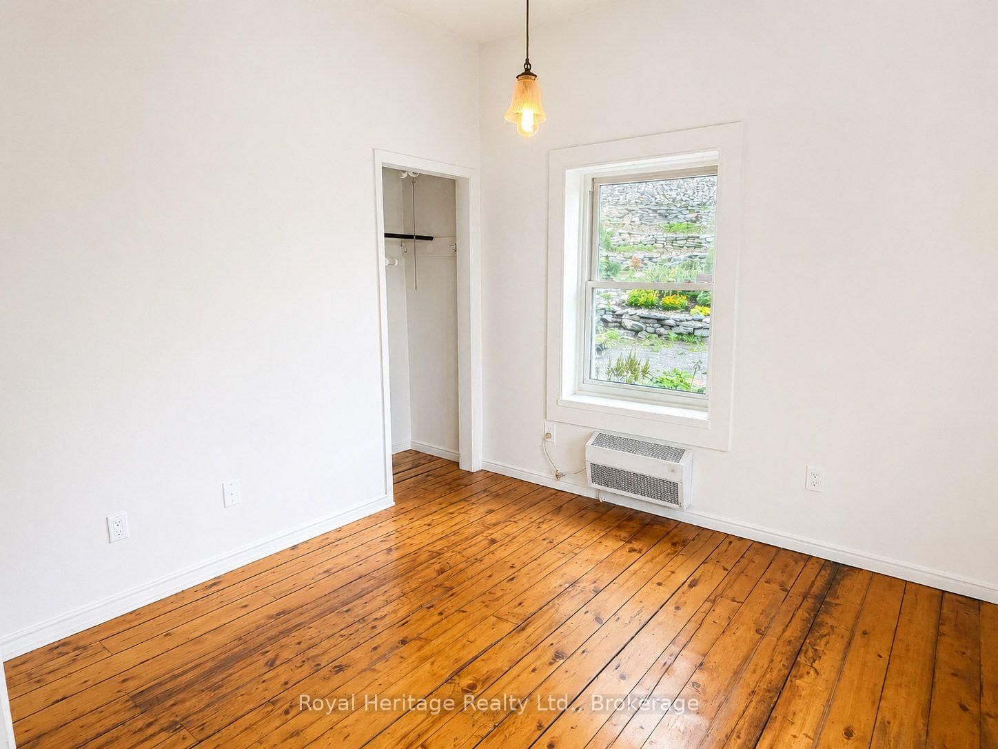 6 Willard Street • Belleville, ON photo 11
