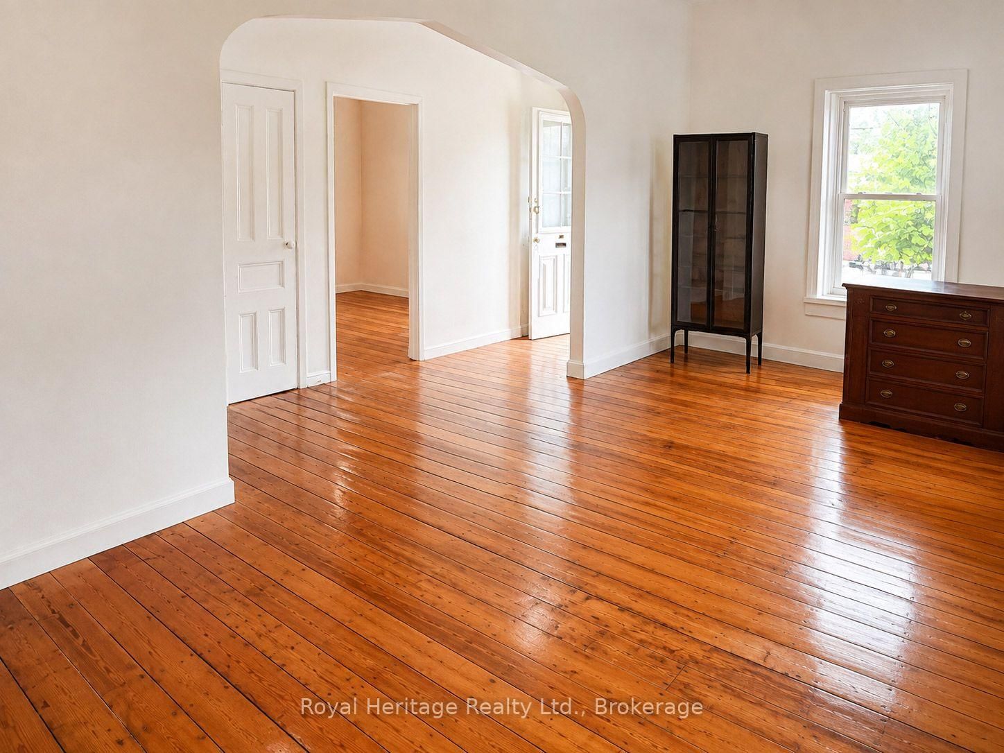 6 Willard Street • Belleville, ON photo 9