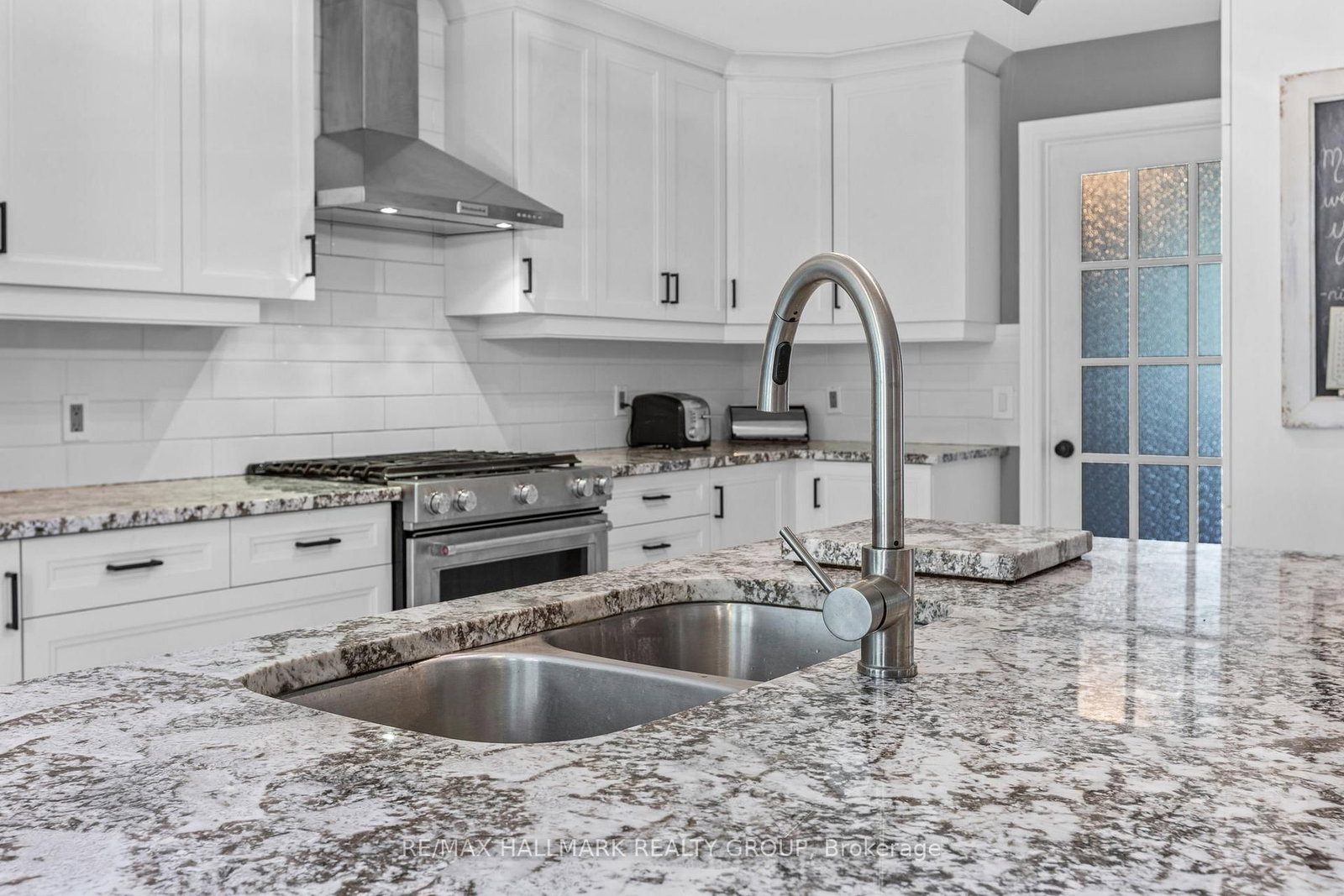 520 DAVID MANCHESTER Road • Carp, ON photo 10